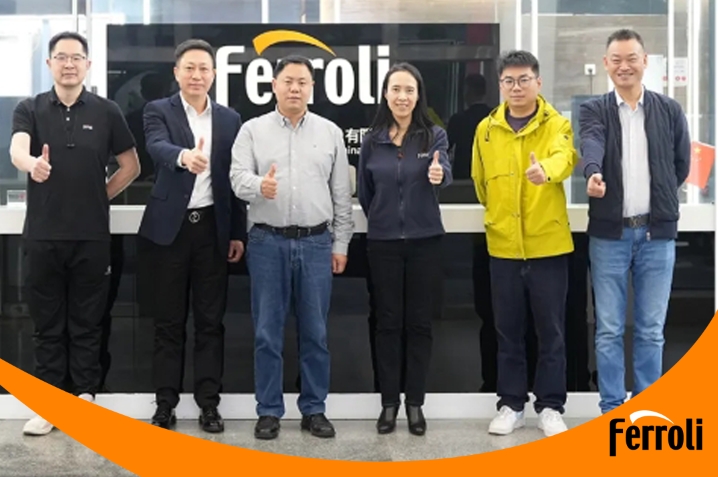 智暖共生，，，，，，，，携手共赢 | 尊老凯时人生就是博携手京东恬静家共启战略相助新篇章！